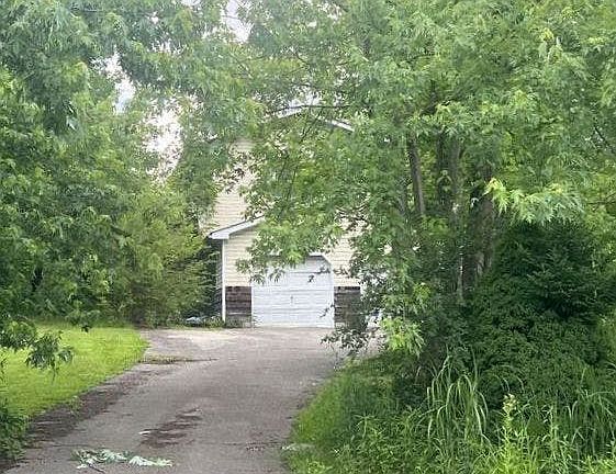 3rd image of 237 Everson Valley Rd