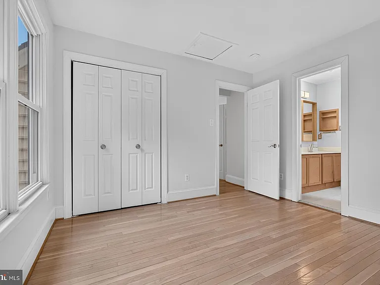 5402 Ashcomb Ct — Photo 30