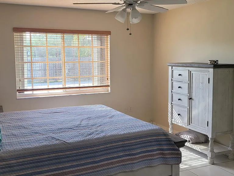 18600 SW 127th Pl — Photo 19