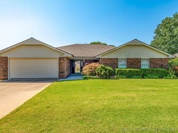 5640 Steeper Dr, Bartlesville, OK 74006