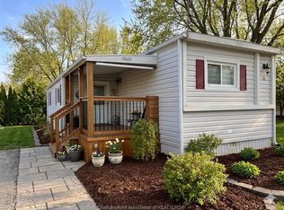 22220 Charing Cross Rd #26, Chatham Kent, ON N7M5V8