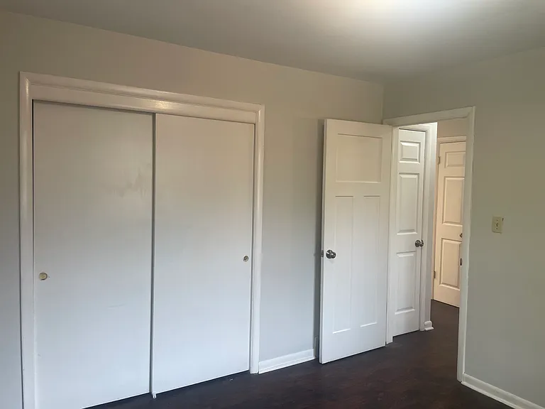 493 Zahn Dr #1 — Photo 3