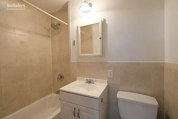 Rented by Sotheby's International Realty | media 25