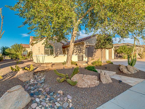 3rd image of 26954 W Tonto Ln
