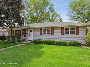 300 Eastgate Dr, Algonquin, IL 60102