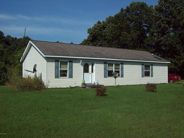 2nd image of 69516 Thomas Rd