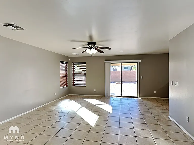783 W Flaming Arrow Dr — Photo 9