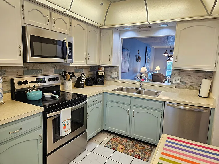 340 Three Lakes Ln #F — Photo 27