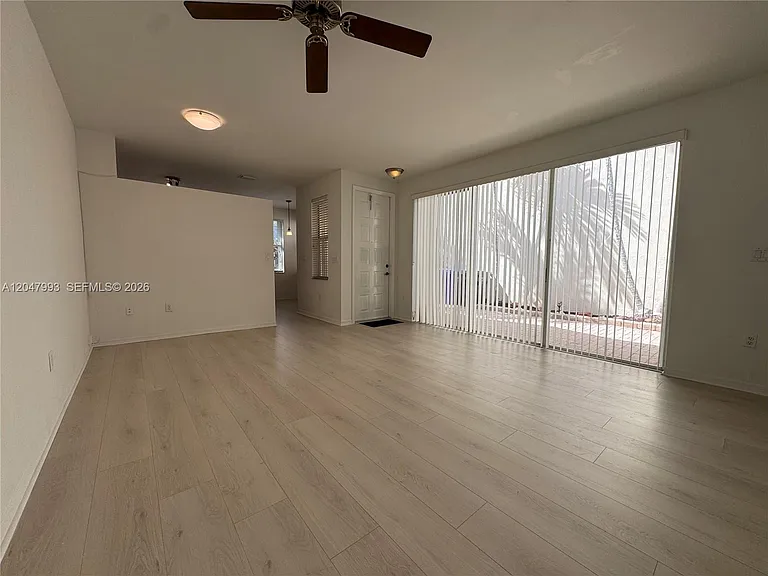 1595 Seagrape Way #- — Photo 13