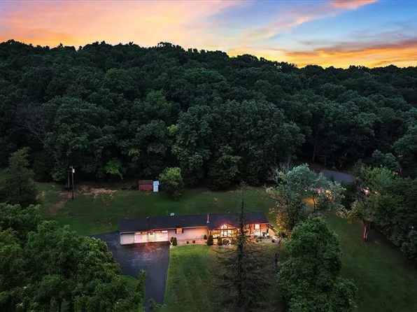 3625 Roads End Acres Rd, Imperial, MO 63052