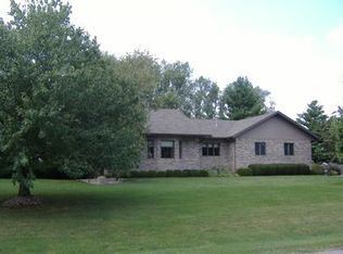 8N086 Peppertree Ln, Elgin, IL 60124