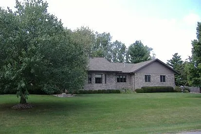 8N086 Peppertree Ln photo 1