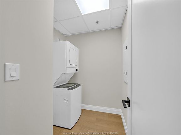 3rd image of 11646 Tecumseh Rd E #409