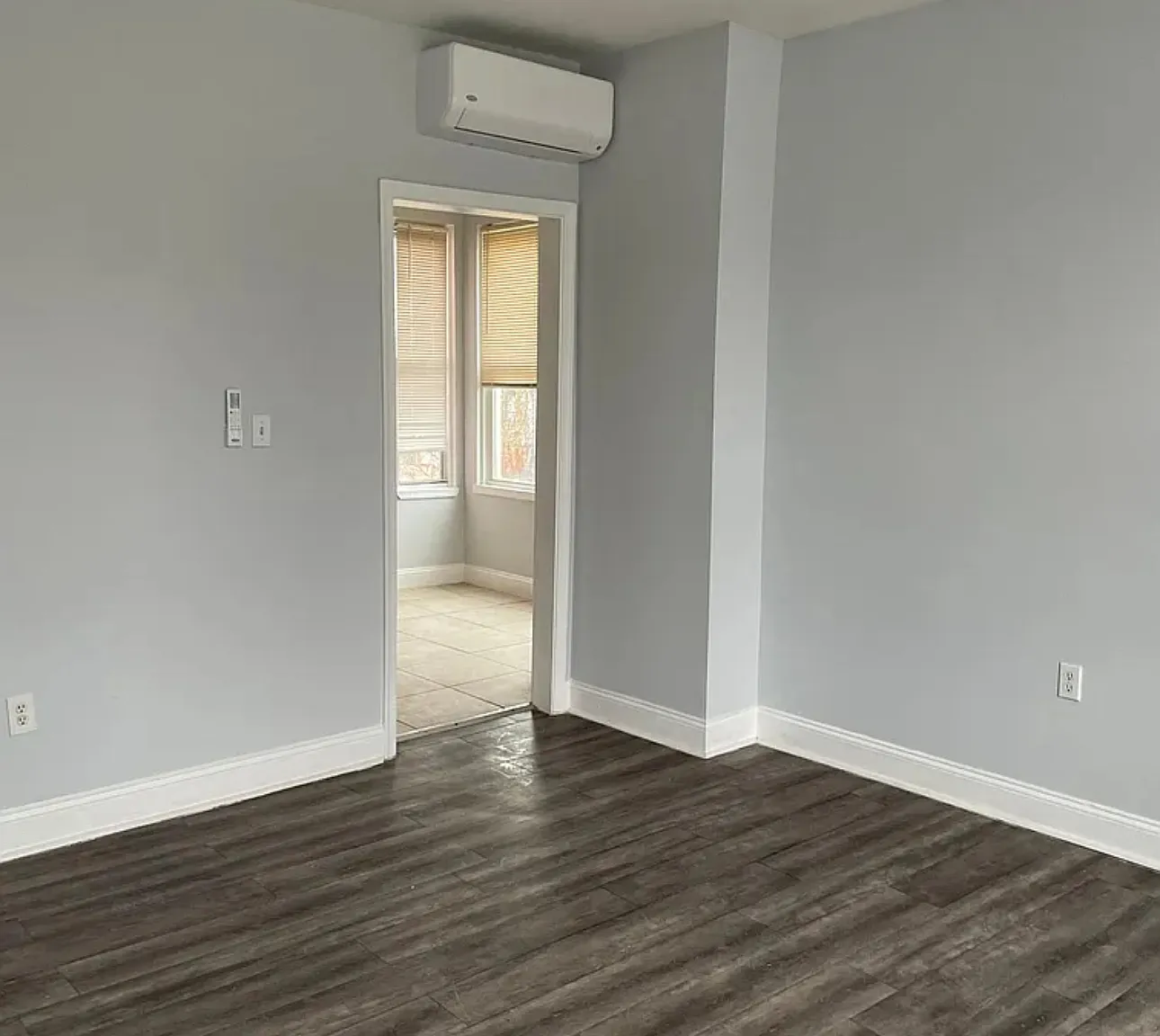 2 bed, $1,100 — Photo 2