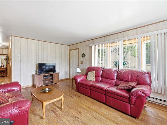 4th image of 6010 Dobson Rd