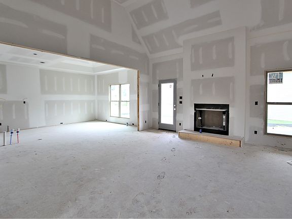5th image of 601 Montrose Dr #336-lot 336