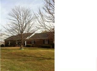 6522 Oak Grove Rd, Newburgh, IN