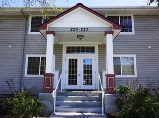 221 W Village Ln, Boise, ID 83702