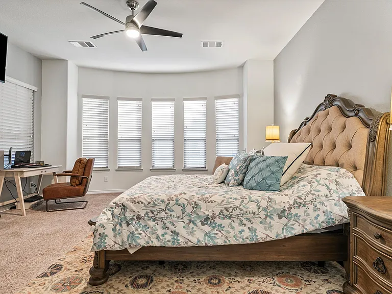 5733 Coleto Creek Cir — Photo 23