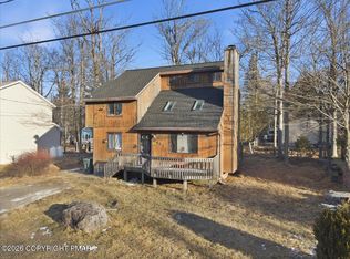 7414 Ventnor Dr, Tobyhanna, PA