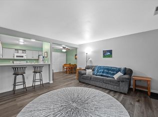 Country Aire, Hartland, WI 53029