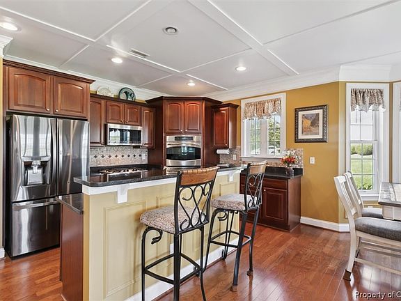 4th image of 4212 Harrington Cmns