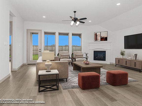 3rd image of 470 Darling Creek Ln