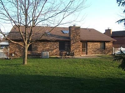 4th image of 436 Edgebrook Ave
