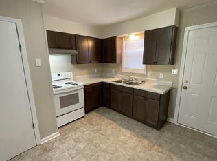 1551 N Royal St, Jackson, TN 38301