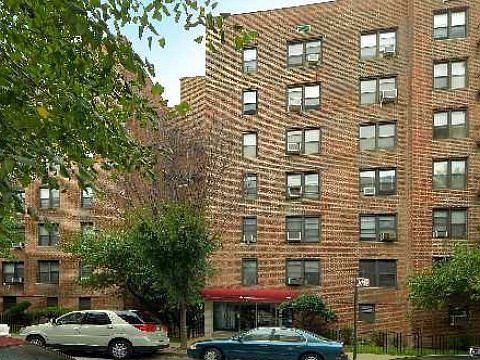1st image of 3346 92nd St APT 6S