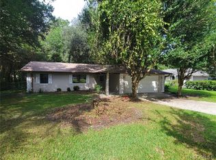 8344 N Sarazen Dr, Citrus Springs, FL 34434
