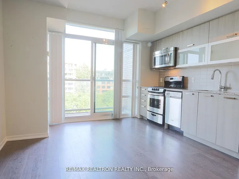 68 Abell St #647 — Photo 3