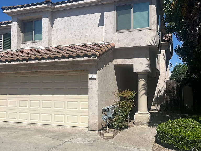 2945 Merle Ave #1 — Photo 8