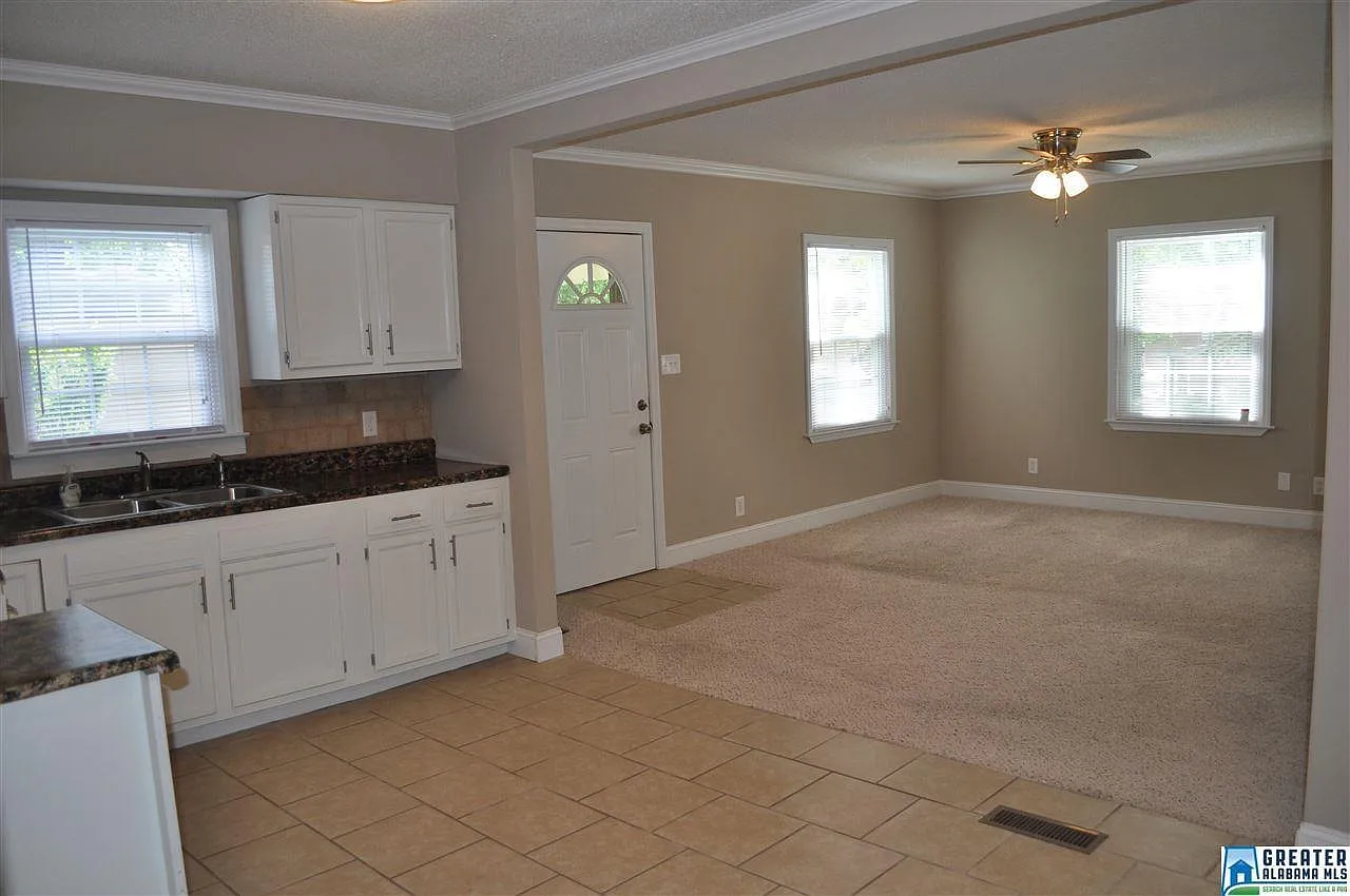 3 bed, 1314 sqft, $1,200 — Photo 1