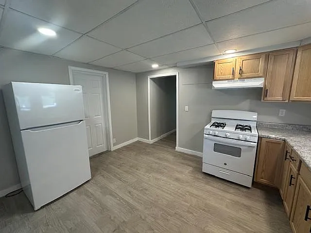 1404 W Jackson St — Photo 3