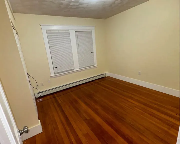 49 Boxford St — Photo 1