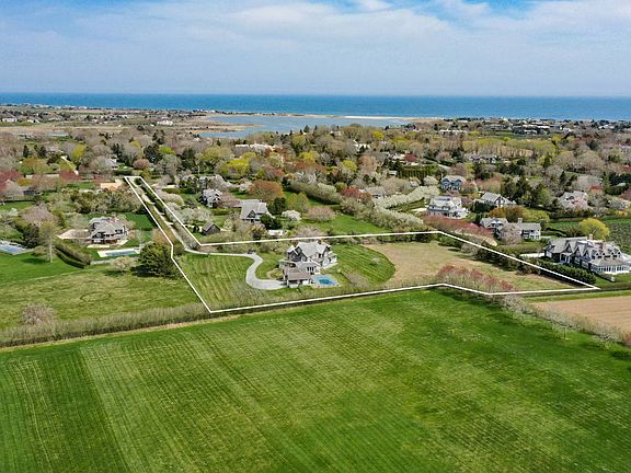 3rd image of 770 Ocean Rd