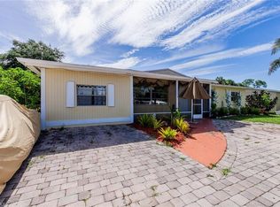 918 Coconut Cir E, Naples, FL 34104