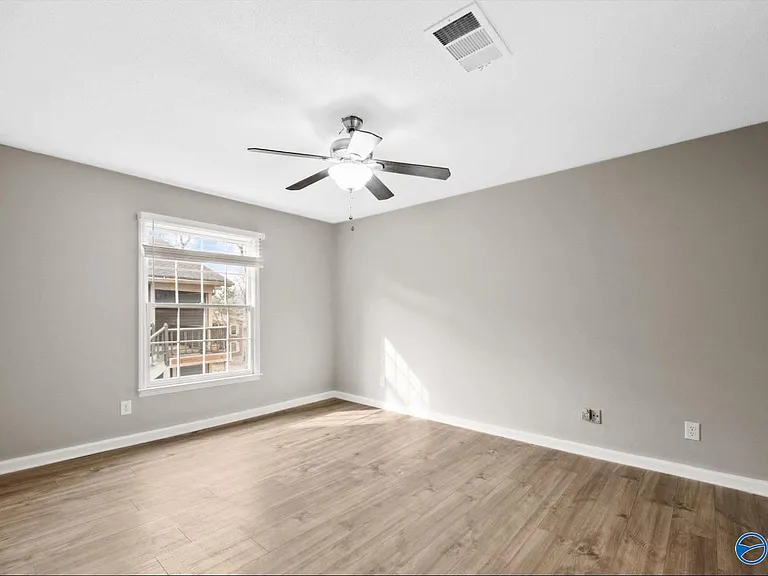 2080 Woodlawn Dr SW #2080 — Photo 5
