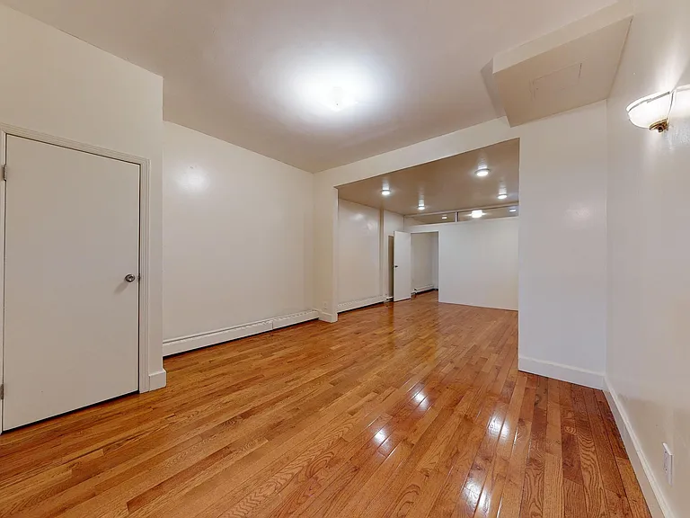 148 W 49th St #1 — Photo 1