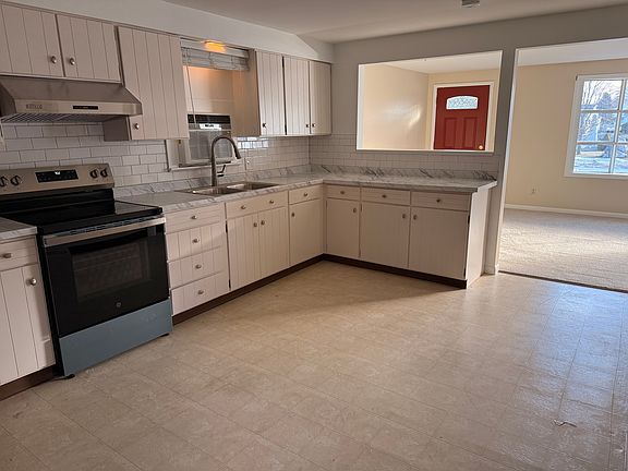 2nd image of 1104 Vinewood Ave