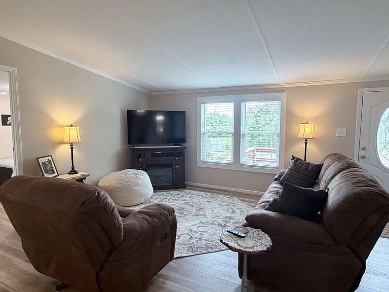 129 Redwood Ln — Photo 15