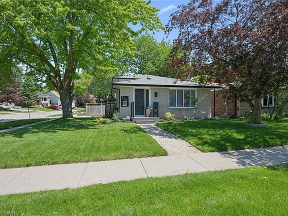 3rd image of 356 Grand Ridge Dr