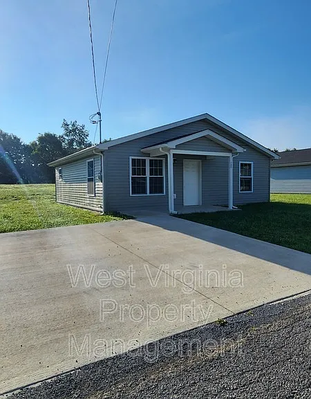 732 Circleview Dr — Photo 2