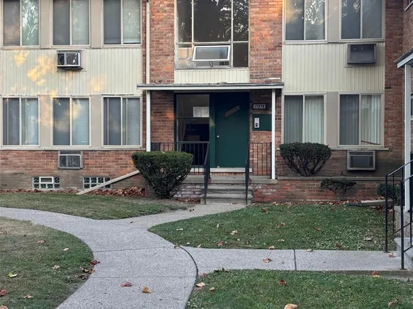 17278 Bentler St, Detroit, MI 48219