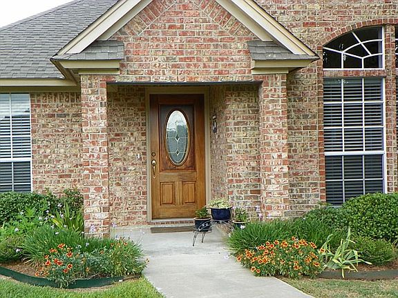 5th image of 127 Silverbell Cir