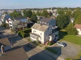 32 Houston Ave #2, Newport, RI 02840