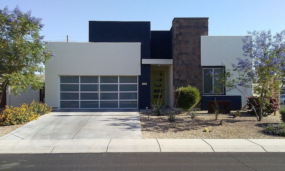 1st image of 3525 E Ravenswood Dr
