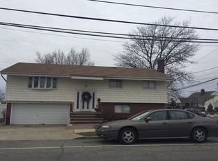 628 S Main St, Freeport, NY 11520