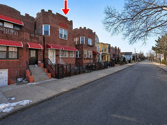 2nd image of 818 E 227th Street